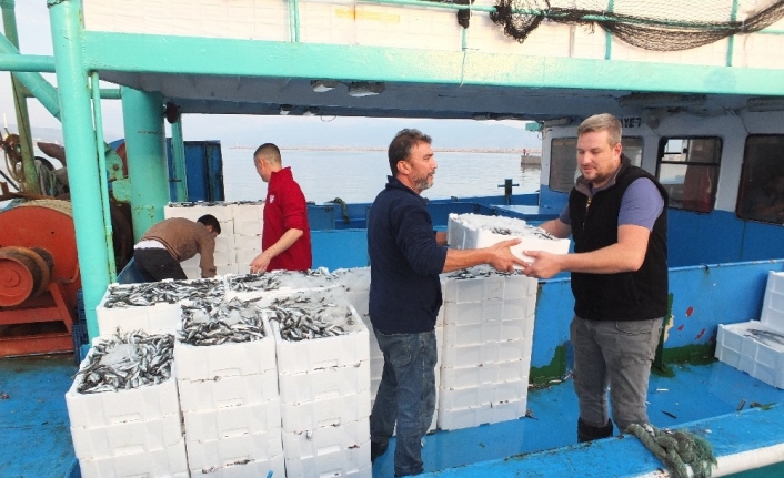  Balıkesir'in Bandırma İlçesinde 1 Eylül Tarihinde Başlayan Denizlerde Avlanma