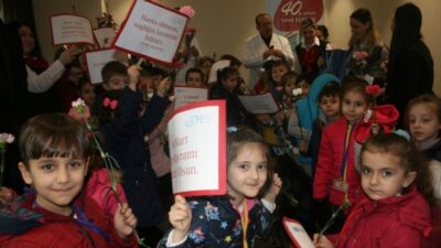 Özel Hayat Hastanesi, 14 Mart Tıp Bayramında öğrencilerin akınına uğradı.