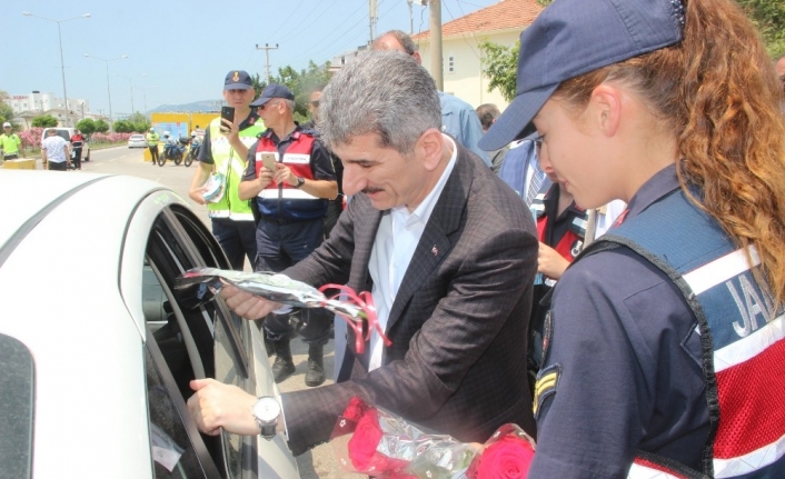 Kuzey Ege’de ramazan bayramı sonrasında yollarda dönüş yoğunluğu başladı.