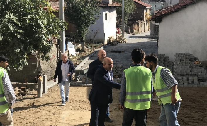  İlçeyi Güzelleştiren Çalişmalari Başkan Yerinde İnceledi