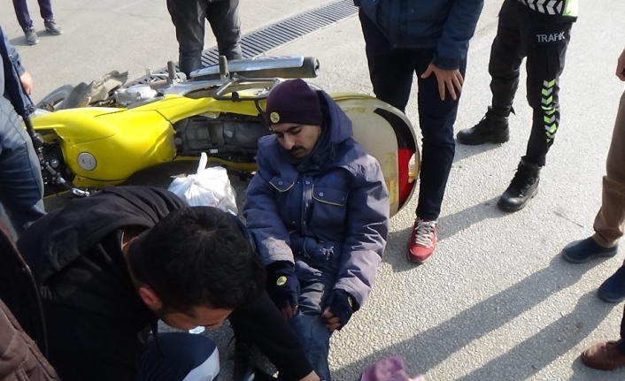  Bursa-ankara Karayolu Üzerinde Meydana Gelen Kazada Ptt'de Görevli Motosiklet