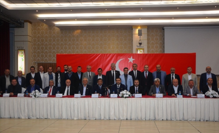  Türkiye'nin Güney Sınırında Oluşturulmaya Çalişilan Terör Koridorunu Yok Etmek,