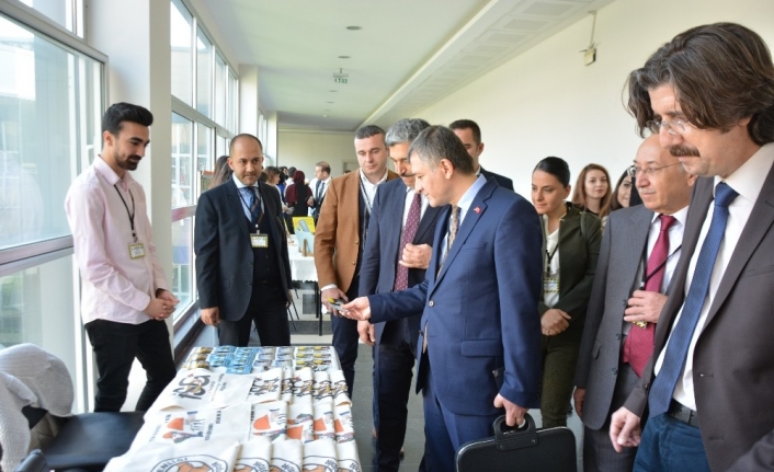 Bursa Uludağ Üniversitesinin düzenlediği ‘İş Sağlığı ve Güvenliği’ etkinliği yoğun