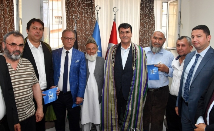  Osmangazi Belediye Başkanı Mustafa Dündar, İstanbul’da Avrasya Türk Dernekler