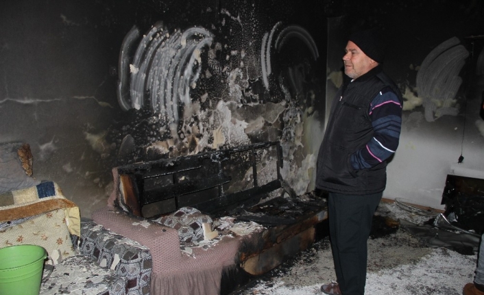  İzmir’in Foça İlçesinde 2 Kişinin Hayatını Kaybettiği Yangının Ardından,