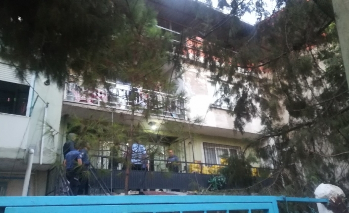  İzmir’in Karabağlar İlçesinde Eski Koca, 4 Yıl Önce Boşandığı