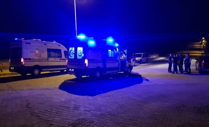  İzmir'in Tire İlçesinde İki Grup Arasında Çikan Silahlı Kavgada
