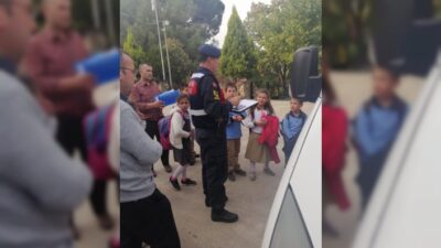  İzmir’de, Okul Servis Araçlarına Jandarma Tarafından Eş Zamanlı Denetimler