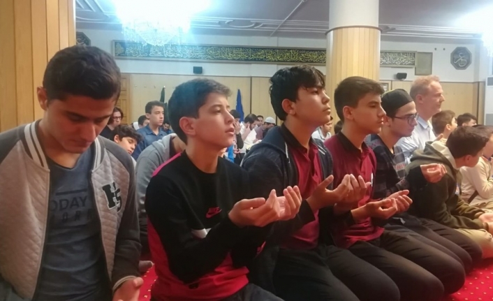  Barış Pınarı Harekatı’nın Zaferle Sonuçlanması İçin Kestanepazarı Öğrenci Yetiştirme