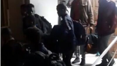  Düzenlenen Operasyonda 22 Somali Uyruklu Düzensiz Göçmen Yakalanırken Araçta