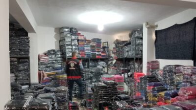  İzmir’in Balçova İlçesinde, Polis Tarafından Yapılan Operasyonda Piyasa Değeri