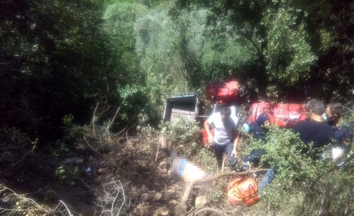  İzmir’in Tire İlçesinde Traktörün Devrilmesi Sonucu Sürücü Hayatını Kaybetti.