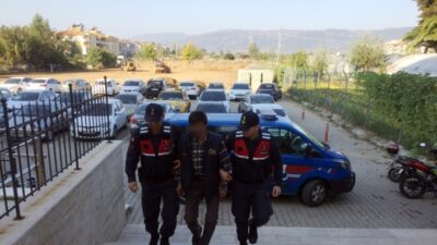  Jandarma Tarafından Yakalanarak Gözaltına Alınan Şüpheliler, Daha Sonra Mahkemeye