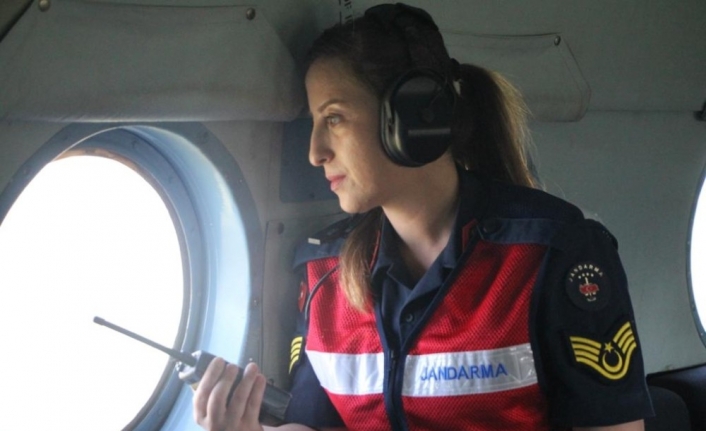  Bursa'da İl Jandarma Komutanlığı, Trafik Güvenliği İçin Havadan Helikopterle