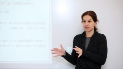 Yaşar Üniversitesi Ekonomi Bölümü Öğretim Üyesi Doç. Dr. Meltem İnce