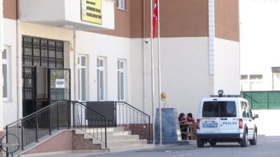  Bursa’da Bir Lisede Eğitim Gören 9 Öğrenci Sabah Kantinden