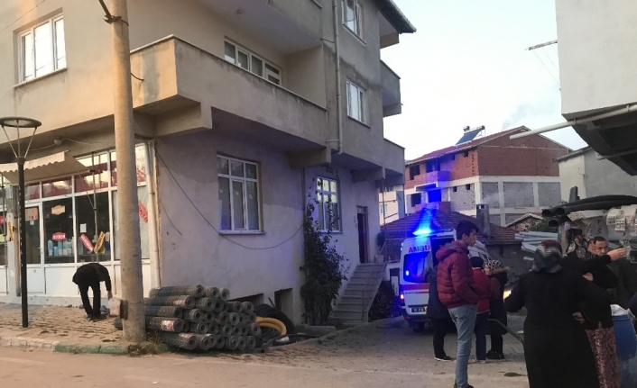 Haber Alamayınca Polisle Girdikleri Evde Acı Manzarayla Karşılaştılar