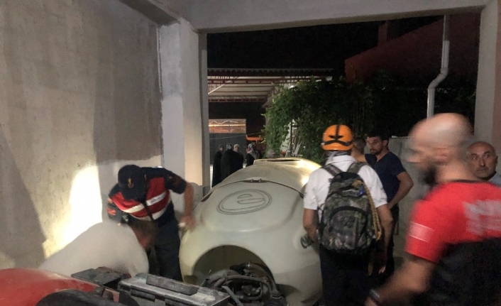  Bursa'da Kardeşi Yunus Emre Akyol'u (9), Darbettikten Sonra İlaçlama