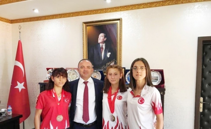  Kaymakam Öner, Sporcular Ve Antrenörleri İle