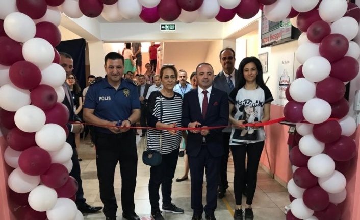 Balıkesir’in Burhaniye ilçesinde Bahçelievler Şehit Pilot Üsteğmen Erdem Mut Ortaokulu
