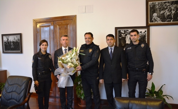 08-14 Nisan tarihleri arasında kutlanan Türk Polis Teşkilatının kuruluşunun 174.