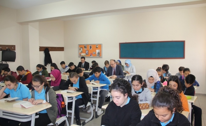  Balıkesir'in Bandırma Kaymakamı Günhan Yazar, İlçe Milli Eğitim Müdürü