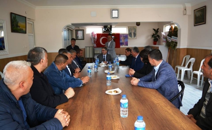 Balıkesir’in Havran İlçesinde Kaymakam Şeref Aydın, Roman derneğini ziyaret etti.