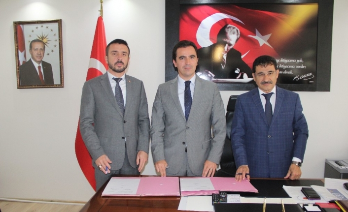 Kestel Kaymakamı Ahmet Karakaya, Kestel Belediye Başkanı Önder Tanır