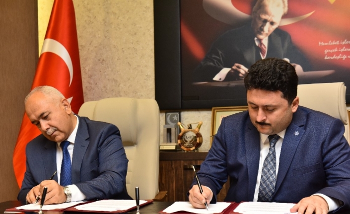  Altıeylül Belediyesi Ve İlçe Milli Eğitim Müdürlüğü Arasında İmzalanan
