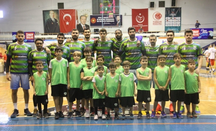  Türkiye Basketbol Lig'i Takımlarından Balıkesir Büyükişehir Belediyespor'dan Sosyal Sorumluluk