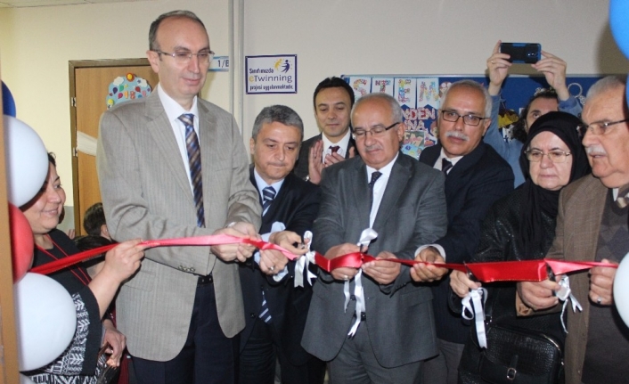  Kızının Adı Kütüphanede Yaşayacak