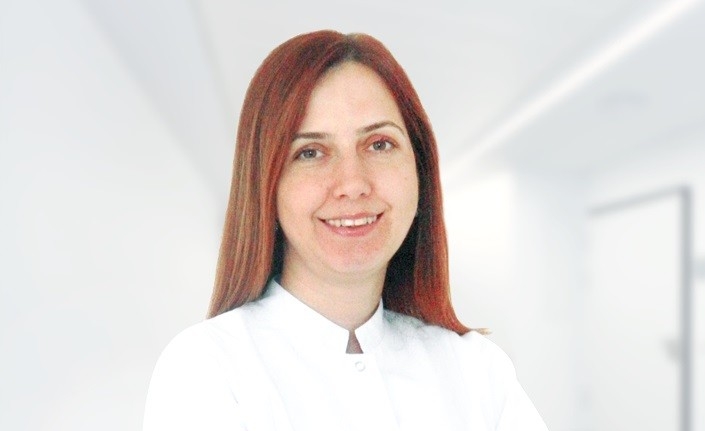 Aşırı ısıya maruz kalmayıp egzersiz hareketleri yapmamanıza rağmen koltuk altınız