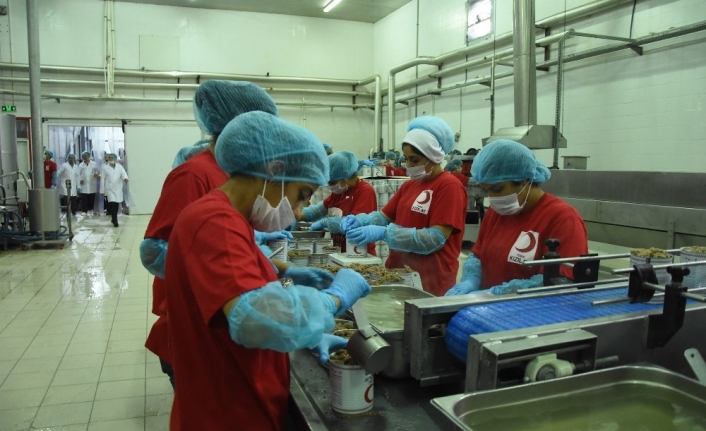 Toplamda 1 Milyon 100 Bin Konserve Üretilirken, İzmir’in Kemalpaşa İlçesinde