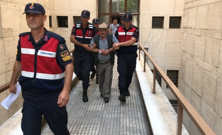  Bursa’da Tarla Yüzünden Bir Kişiyi Öldüren, Bir Kişiyi De