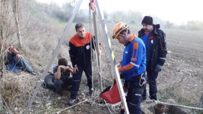  Balıkesir'in Kares'i İlçesine Bağlı Ziyaretli Kırsal Mahallesinde Bir Çiftçi