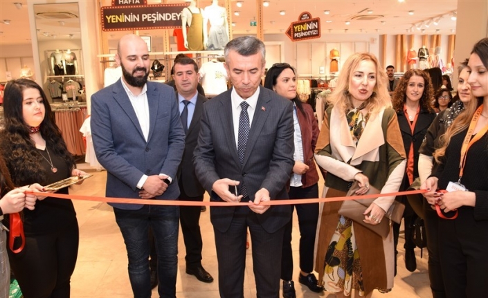 Balıkesir’in Edremit ilçesinde Defacto ve Edremit Kaymakamlığı tarafından Okul-Sanayi İş