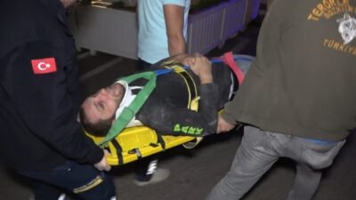  Bursa’da Bir Alışveriş Merkezinde Açılacak Olan Mağazanın Tadilatını Yapan