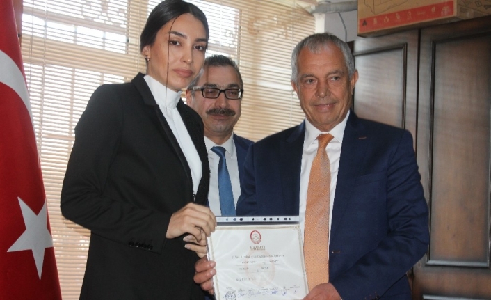 Mahalli seçimlerde yeniden Manyas Belediye Başkanlığına seçilen Tancan Barcin, İlçe