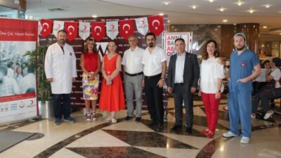  Hastane Çalişanlarinin Yanı Sıra Hastalar Da Kızılay’a Kan Ve