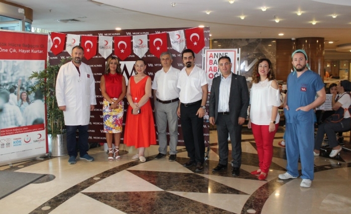  Hastane Çalişanlarinin Yanı Sıra Hastalar Da Kızılay’a Kan Ve