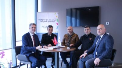 Medicana Hastanesi ile Bursa İl Jandarma Komutanlığı arasında protokol imzalandı.İl