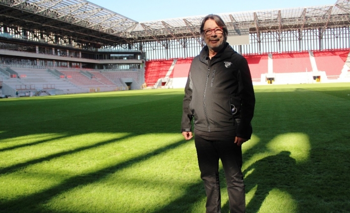 Süper Lig Ekiplerinden Göztepe’nin Başkanı Mehmet Sepil, Yapımı Devam