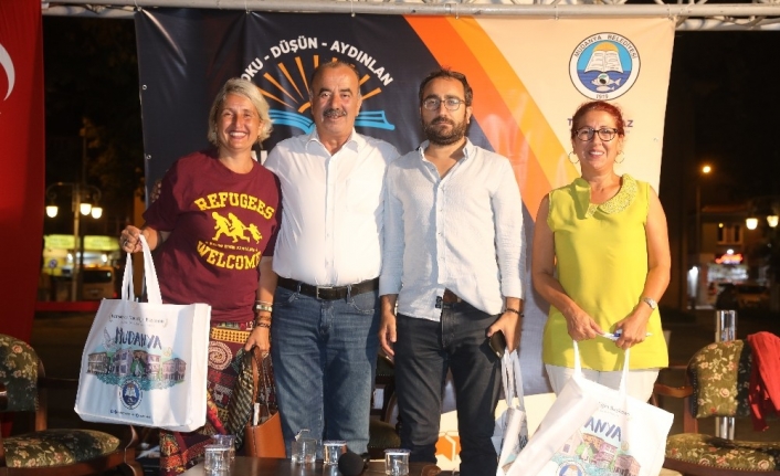  Mudanya Belediyesi Ve Yayıncılar Kooperatifi İş Birliğiyle Düzenlenen 1.