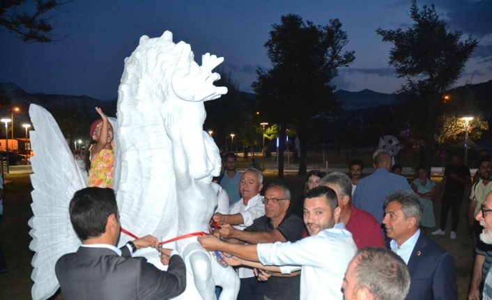  Marmara Adasında Düzenlen 19. Uluslararası Mermer Heykel Sempozyumu Sona