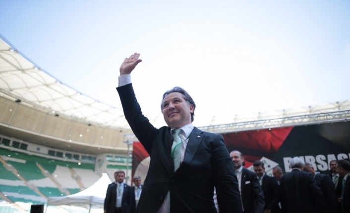  Bursaspor’un Yeni Başkanı Mesut Mestan, Bir Önceki Başkan Ali
