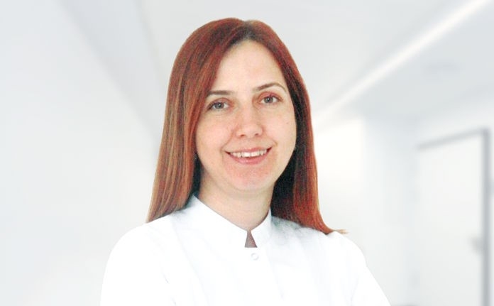 Uzmanlar deri altına enjekte edilen vitaminler sayesinde boyun ve dekolte