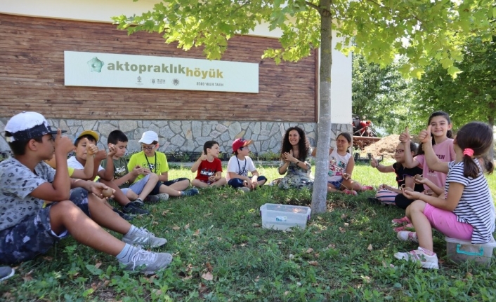  Çocuklar Bilimin Eğlenceli Haliyle Tanışıyor, Dokunarak Ve Uygulayarak Öğrendiklerini
