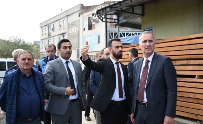  Çalişma Neticesinde Bölge Hem Otopark Kazanacak, Hem De Çamur