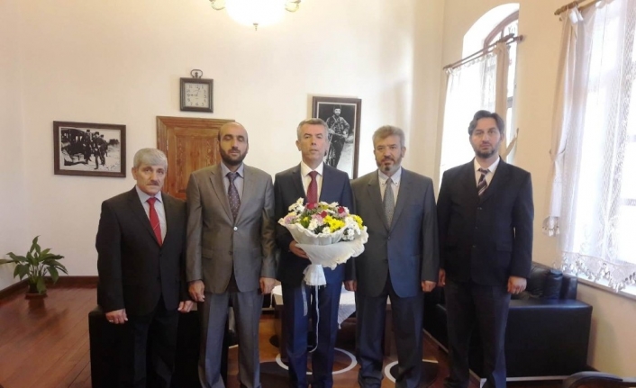  Edremit İlçe Müftüsü Ahmet Yayla Ve Beraberindeki Din Görevlileri
