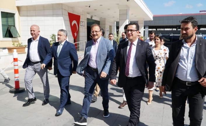  İnsan Haklarını İnceleme Komisyonu Başkanı Ve Milletvekili Hakan Çavuşoğlu